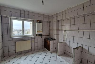 Apartament cu 3 camere semidecomandat în Central - 2