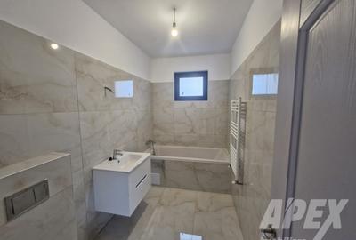 Casă individuală cu 5 camere cu Canalizare în Central - 10