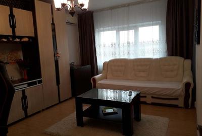Apartament 3 camere de vanzare - 1