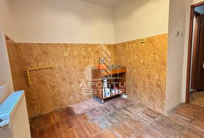 Apartament cu 2 camere, etajul intai, balcon - 5