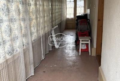 Casă cu 4 camere cu Teren 712 Mp în Central - 3