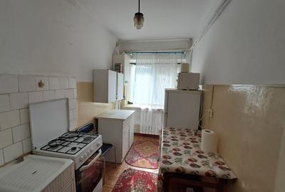 Apartament 2 camere Zona Capela Militara - etaj 2/3  - 53 mp - 6