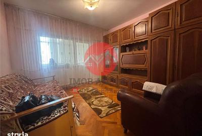 Apartament cu 3 camere decomandat în Central - 6