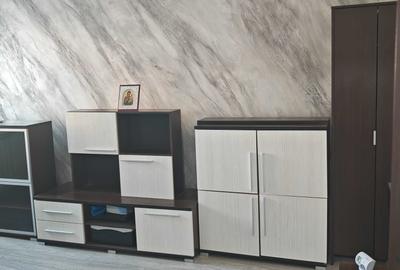 Apartament cu 2 camere decomandat în Micro 19 - 2