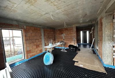 Duplex cu 5 camere cu Canalizare în Chinteni - 13