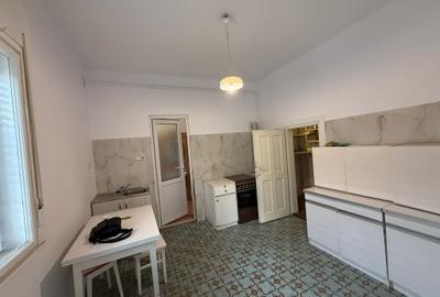 Casă individuală cu 4 camere cu Canalizare în Aurel Vlaicu - 4