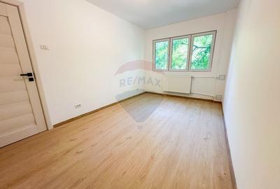 Apartament cu 3 camere semidecomandat, mobilat în Berceni - 7