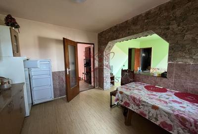 Casă individuală P+1+pod, pe piloni cu panouri solare - 8