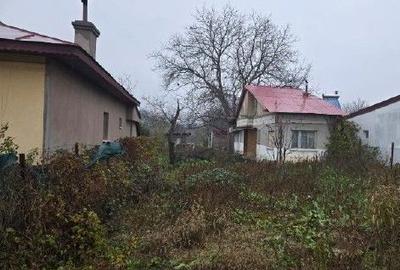 Casă cu 2 camere cu Teren 1324 Mp în Ogrezeni - 9