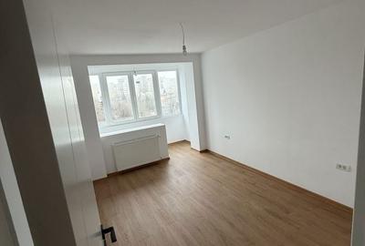 Apartament cu 3 camere semidecomandat în Vatra Luminoasă - 1