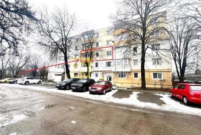 Apartament cu 4 camere decomandat în Narcisa - 3