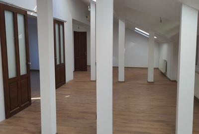 Casă cu 4 camere cu Teren 209 Mp în Central - 5