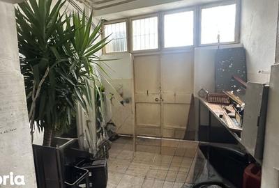 Spațiu comercial, de 146 mp, în Central - 11