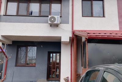 Casă cu 5 camere cu Teren 183 Mp în Central - 8