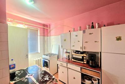 Apartament cu 2 camere decomandat, mobilat în Dâmbovița - 4