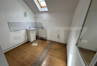 Spatiu comercial de inchiriat, 84 mp, vad bun, ultracentral - 8