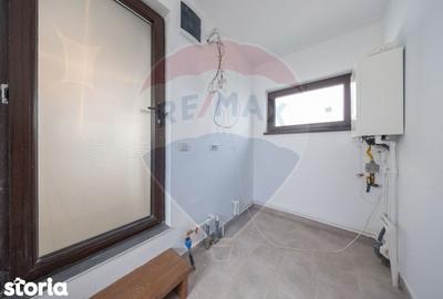 Casă cu 4 camere cu Teren 420 Mp în Sânpetru - 3