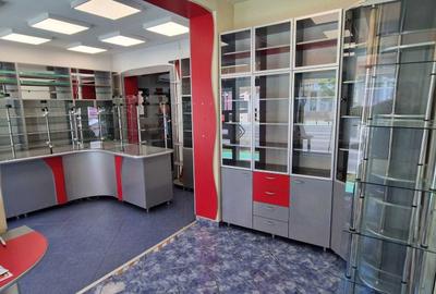Spațiu comercial, de 60 mp, în Central - 2