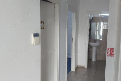 Spațiu comercial, de 140 mp, în Central - 3