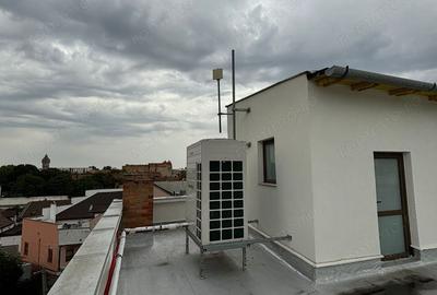 Spațiu comercial, de 350 mp, în Central