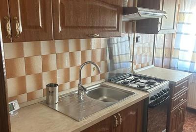 Apartament cu 3 camere, mobilat în Central - 3