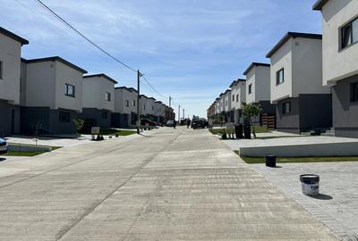 Duplex cu 5 camere cu Canalizare în Popas Păcurari - 12