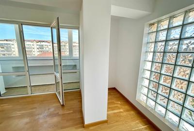 Discount mare, 2 camere lux, gata de mutare, comision 0 - 4