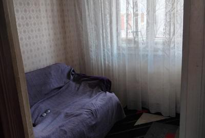 Apartament cu 4 camere decomandat în Casa de Cultură - 2