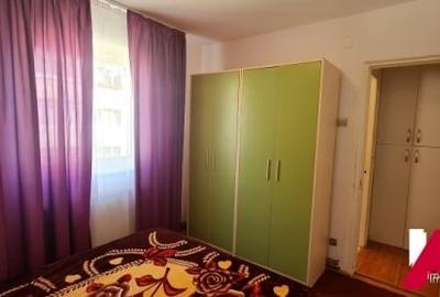 Inchiriez apartament 3 camere,situat pe B-dul Mihai Viteazu, et.3 - 5