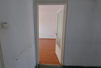 Apartament cu 3 camere decomandat în Popa Șapcă - 23