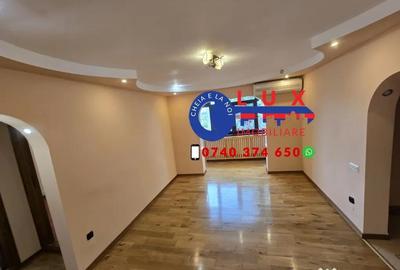 Apartament cu 3 camere decomandat în Vest - 1