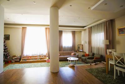 Casă individuală cu 7 camere cu Canalizare în Nicolae Grigorescu - 2