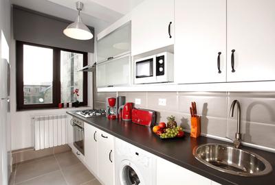 (5221) 3 camere Pitești, în vilă, central - 5