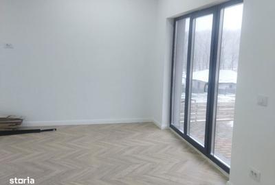 Casă cu 4 camere cu Teren 225 Mp în Valea Adâncă - 8