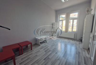 Apartament spatios, renovat, in centrul istoric