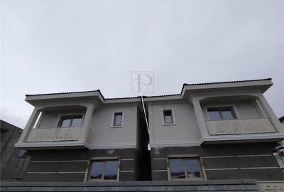 Duplex superb - Separat prin spatiu de depozitare - bucatarie inchisa. - 3