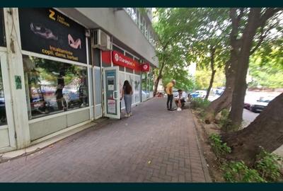 Vitan Plaza - suprafata 428 mp - pret 750.000 euro - 2