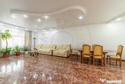 Casă cu 8 camere cu Teren 1000 Mp în Central - 15