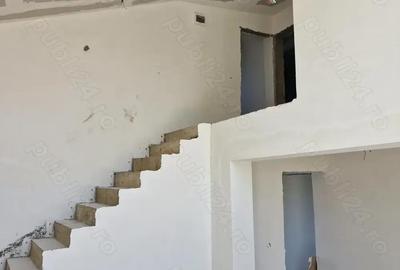 Casa la semifinisat Casa la semifinisat - 4