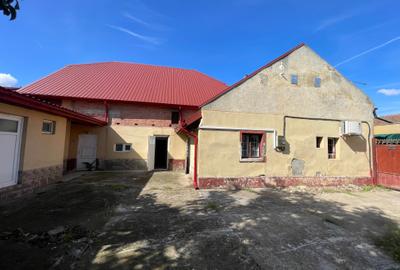 Casă de vânzare în centrul satului Dudeștii Noi - 7