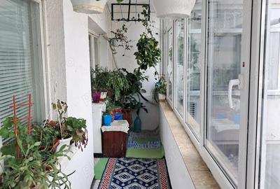 Apartament cu 4 camere decomandat în Traian - 3