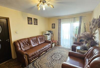 0 % comision Vanzare apartament cu 3 camere in carierul Gruia 0 % comision Vanzare apartament cu 3 camere in carierul Gruia - 11