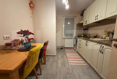 Apartament cu 2 camere, decomandat, etaj 1, 54 mp, zona Craiter - 1