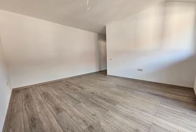 Proprietar Garsoniera Sanpetru Residence, posibilitate extindere - 3