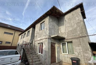 Casa individuala 6 camere de vanzare zona metrou Republica
