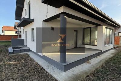 Casă cu 5 camere cu Teren 300 Mp în Sânmartin
