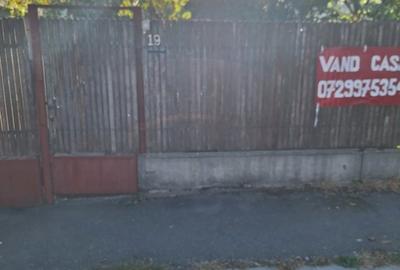 Casă cu 6 camere cu Teren 280 Mp în Central - 2