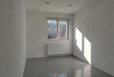 Spațiu comercial, de 870 mp, în Central