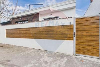 Casă individuală cu 3 camere cu Teren 153 Mp în Rahova