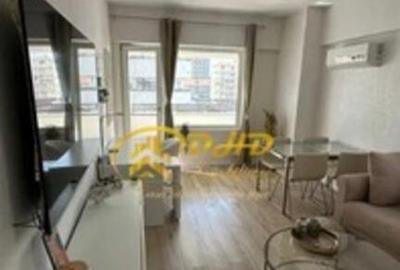 Apartament cu 2 camere situat la Royal Town